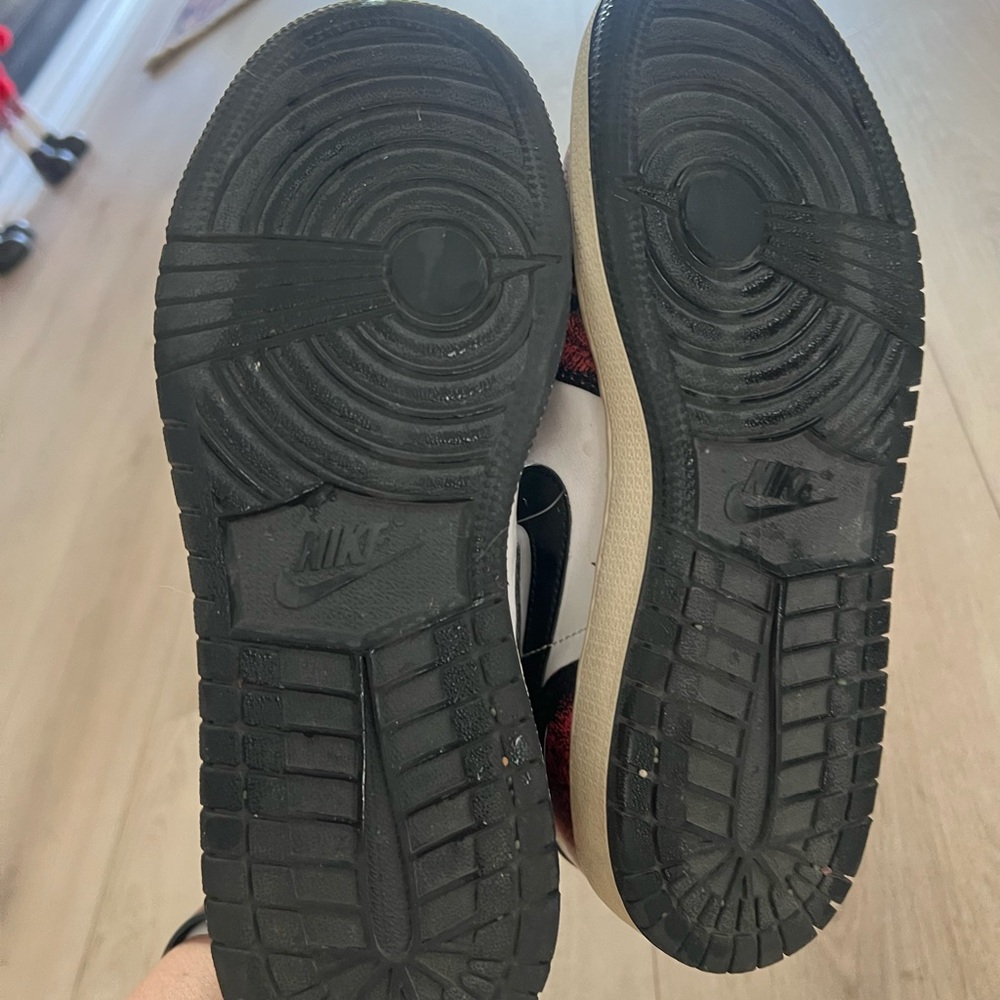Air Jordan 1Mid SE - Picture 9 of 11
